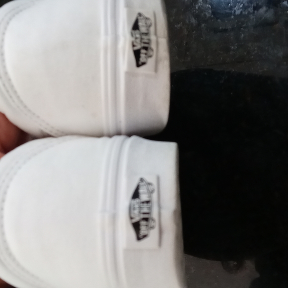 Vans white sneakers for men's size 11 - Picture 9 of 11